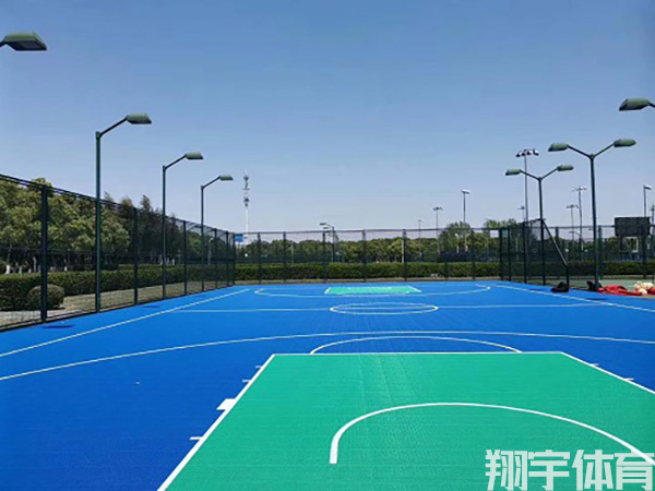 悬浮地板